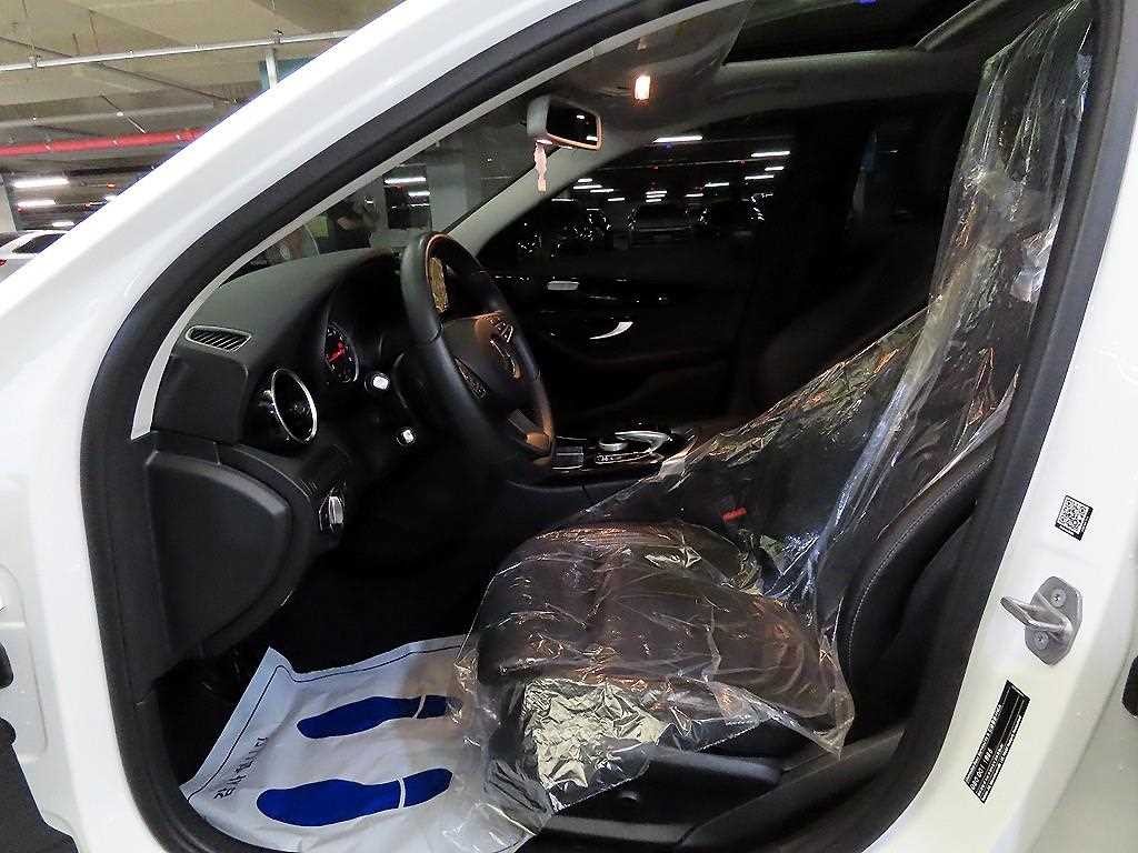 벤츠 C 클래스 C클래스 W205 C200 이미지 6