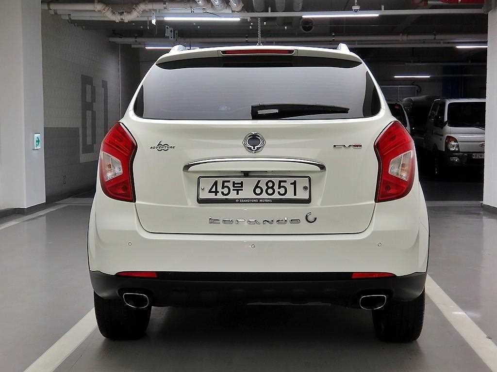 KG모빌리티(쌍용) 코란도 뉴코란도C 2WD 2.0 어드벤처 이미지 3