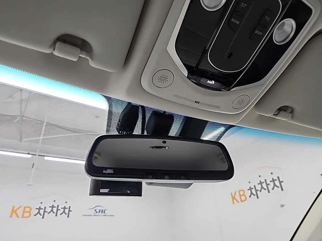 KG모빌리티(쌍용) 토레스 더 뉴 토레스 하이브리드 T7 2WD 이미지 17