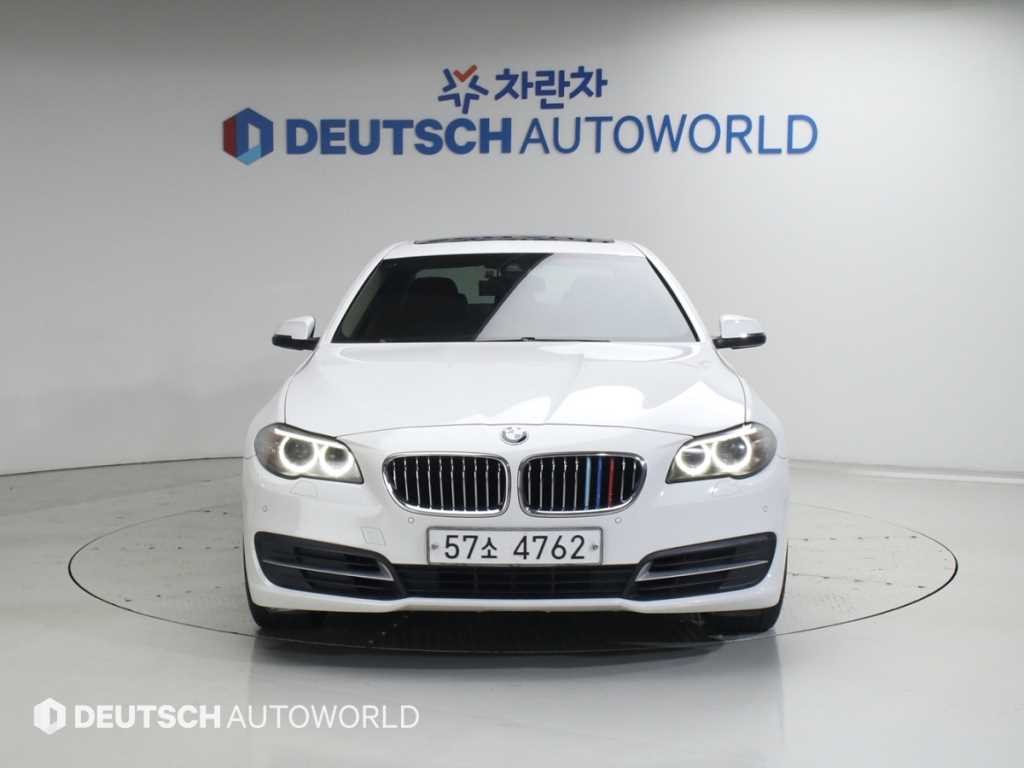 BMW 5시리즈 5시리즈 (F10) 520d 이미지 1
