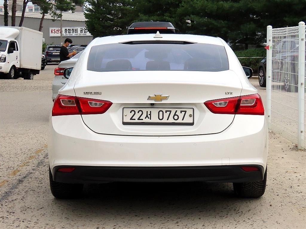 쉐보레 말리부 올뉴말리부 1.5 터보 LTZ 프리미엄 세이프티 이미지 4