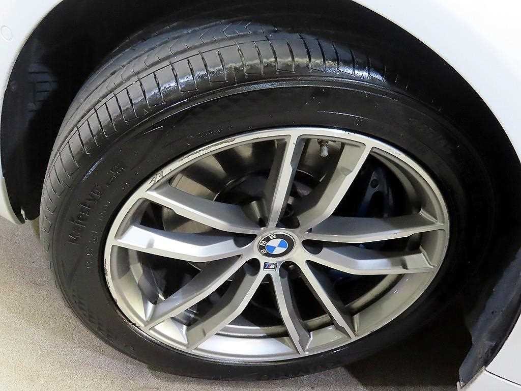 BMW 5시리즈 5시리즈 (G30) 530i M 스포츠 이미지 20