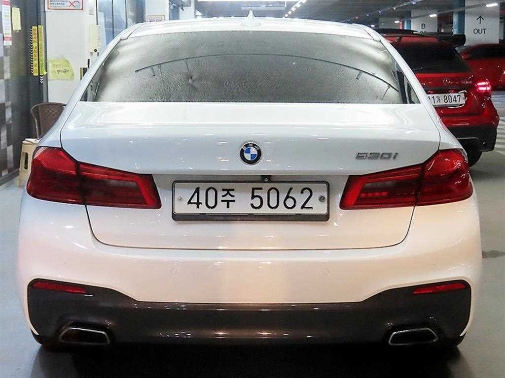 BMW 5시리즈 5시리즈 (G30) 530i M 스포츠 이미지 5