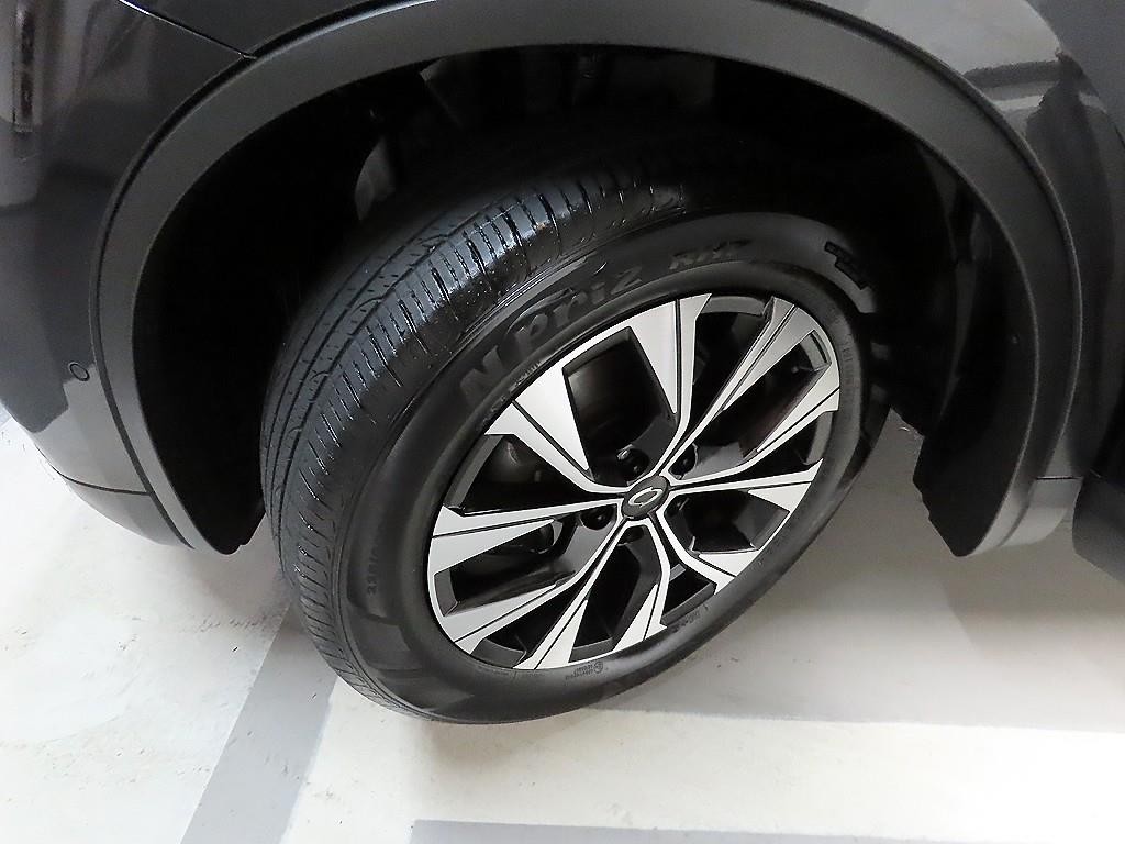 르노코리아(삼성) QM6 더뉴QM6 2.0 LPe LE 시그니처 2WD 이미지 19
