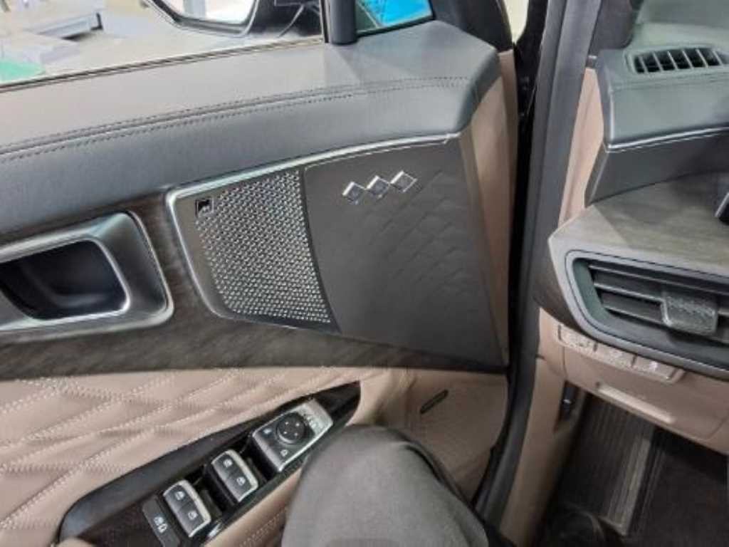 기아 K8 2.5 2WD 시그니처 이미지 2