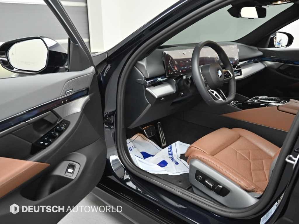 BMW 5시리즈 5시리즈 (G60) 530i xDrive M 스포츠 이미지 11