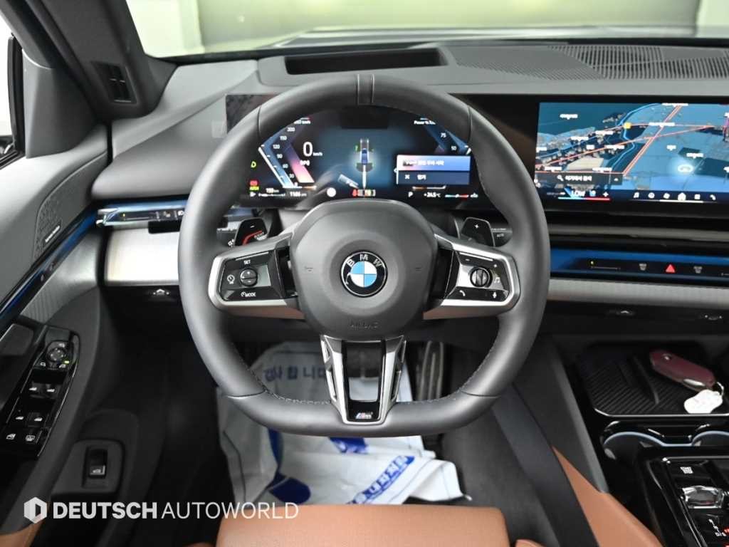 BMW 5시리즈 5시리즈 (G60) 530i xDrive M 스포츠 이미지 13