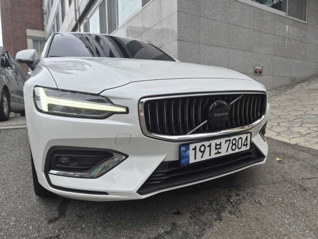 볼보 S60 S60(3세대) B5 얼티메이트 브라이트 이미지 1