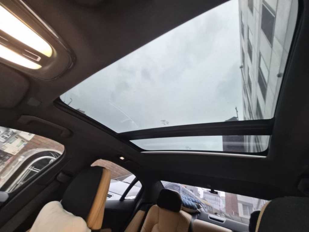 볼보 S60 S60(3세대) B5 얼티메이트 브라이트 이미지 19