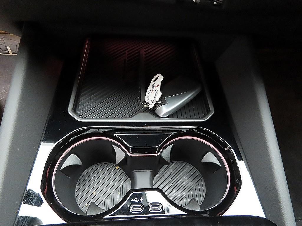 BMW 5시리즈 5시리즈 (G60) 520i 스페셜 에디션 이미지 13