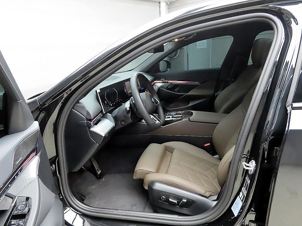BMW 5시리즈 5시리즈 (G60) 520i 스페셜 에디션 이미지 5
