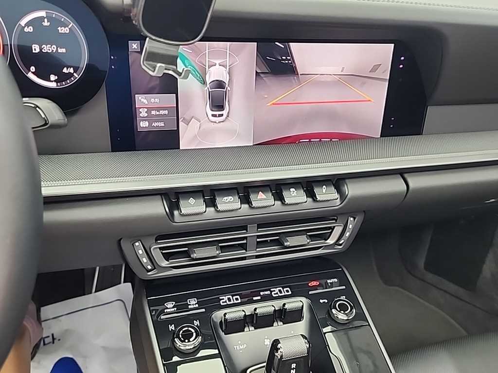 포르쉐 911 911(992) 카레라 4 카브리올레 이미지 10