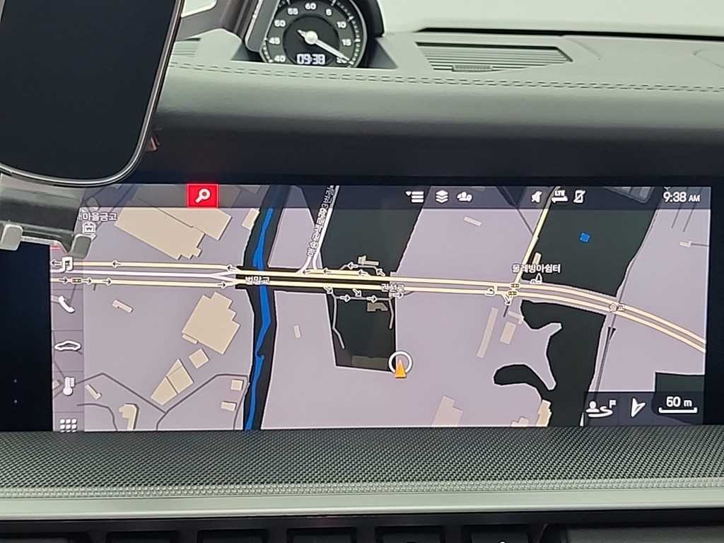 포르쉐 911 911(992) 카레라 4 카브리올레 이미지 13