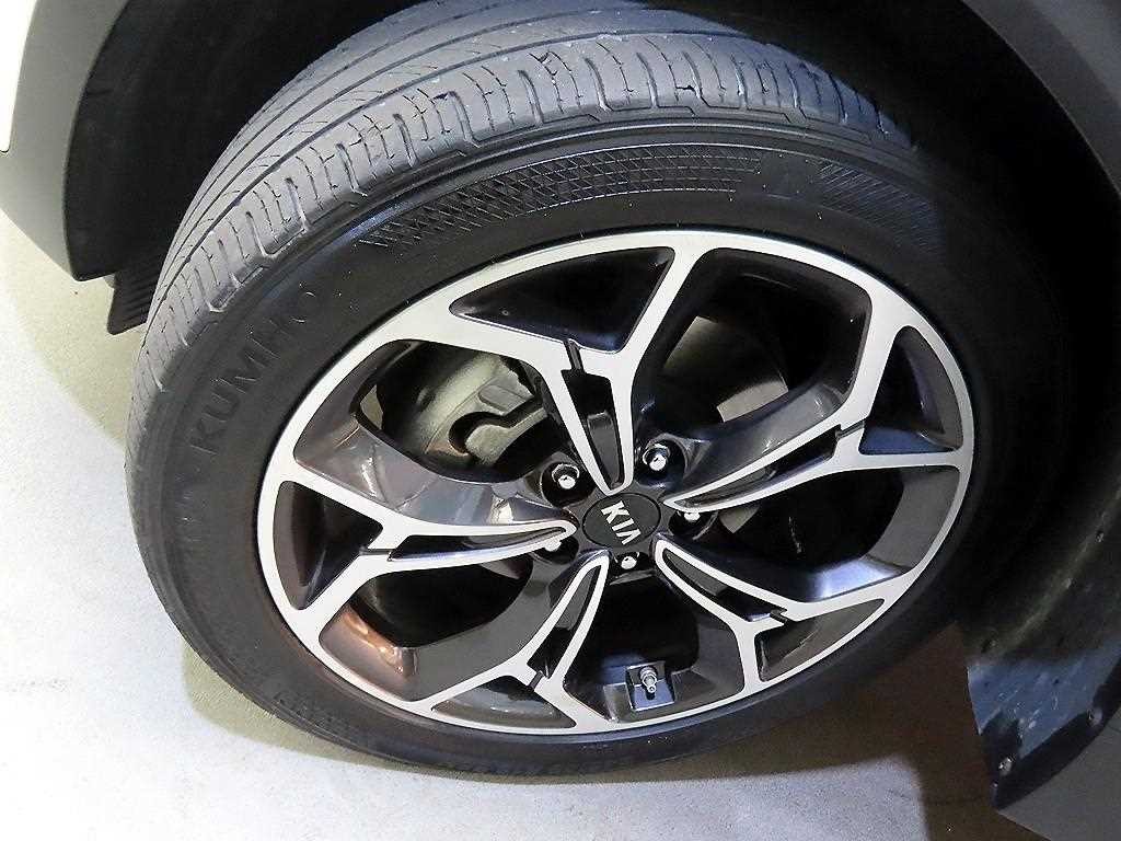 기아 스포티지 스포티지 더 볼드 2.0 디젤 2WD 노블레스 이미지 20