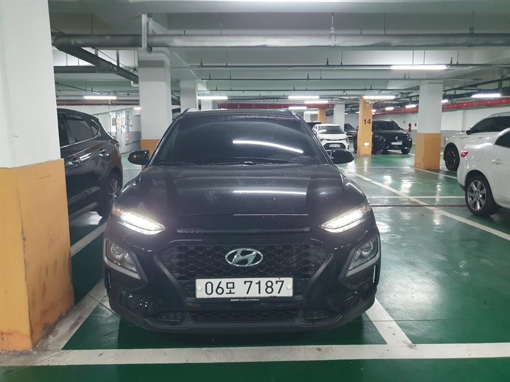 현대 코나 디젤 1.6 2WD 모던 팝 이미지 3