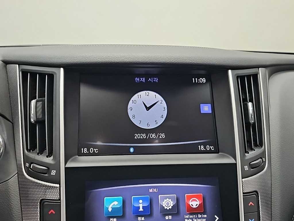 인피니티 Q Q50 3.5 하이브리드 블루 스포츠 센서리 이미지 14