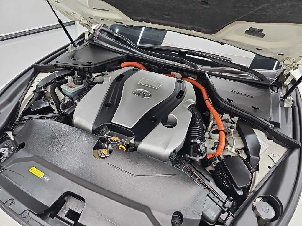 인피니티 Q Q50 3.5 하이브리드 블루 스포츠 센서리 이미지 5