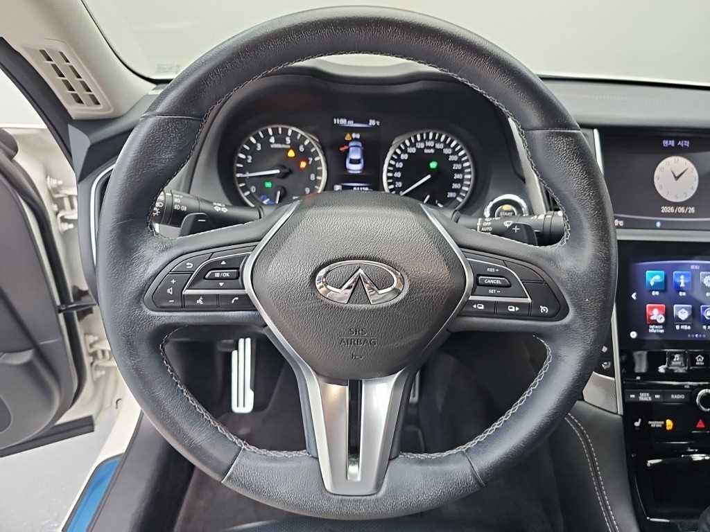 인피니티 Q Q50 3.5 하이브리드 블루 스포츠 센서리 이미지 9