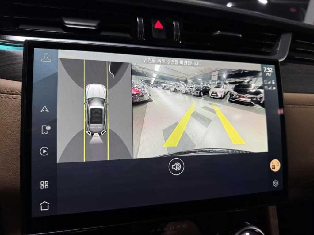 재규어 F-PACE D200 SE 이미지 13