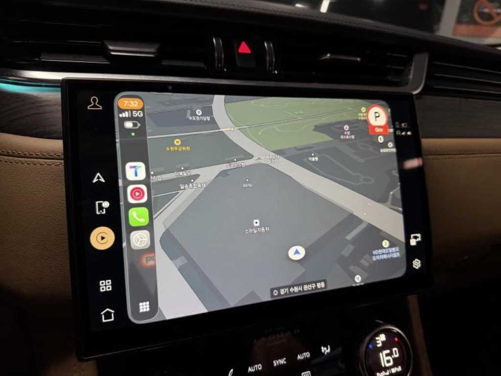 재규어 F-PACE D200 SE 이미지 14