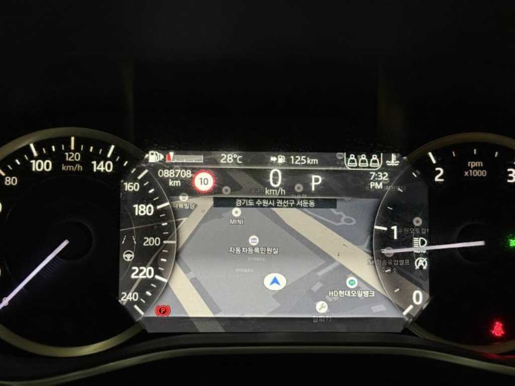 재규어 F-PACE D200 SE 이미지 8