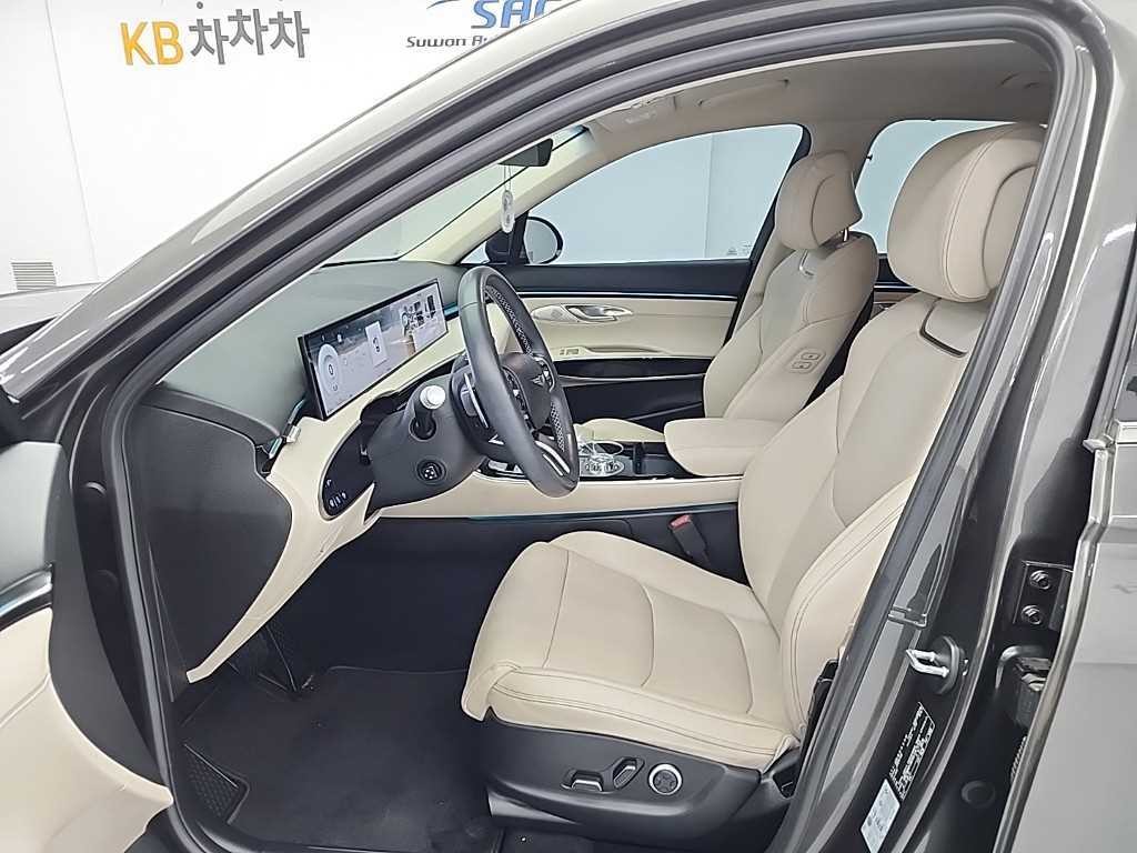 제네시스 GV70 2.5T 가솔린 AWD 기본형 이미지 11
