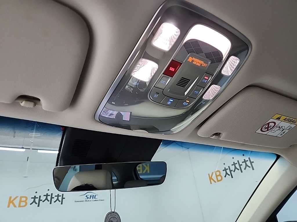 제네시스 GV70 2.5T 가솔린 AWD 기본형 이미지 16