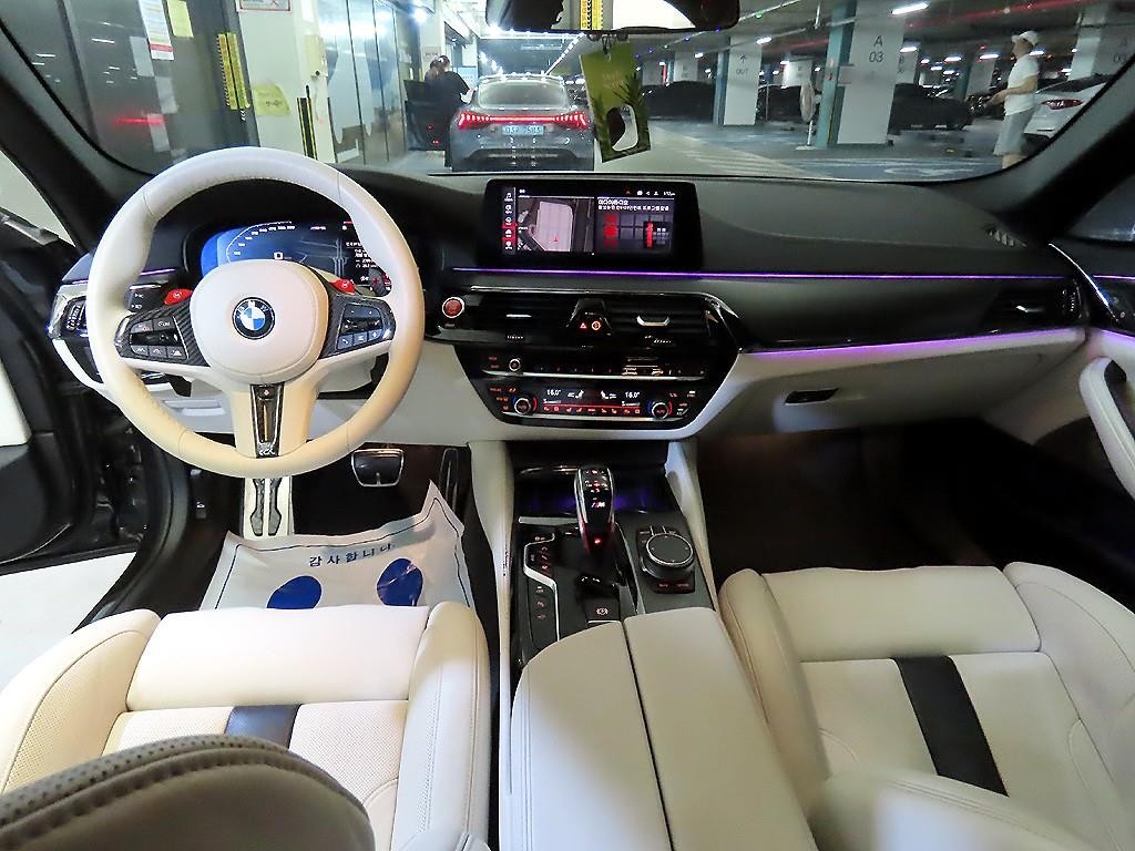 BMW 5시리즈 M5 (F90, F10) M5 세단 이미지 10