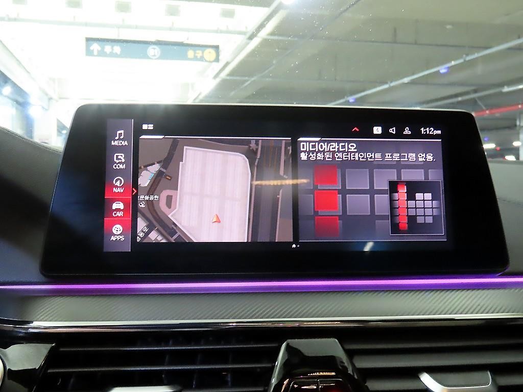 BMW 5시리즈 M5 (F90, F10) M5 세단 이미지 13