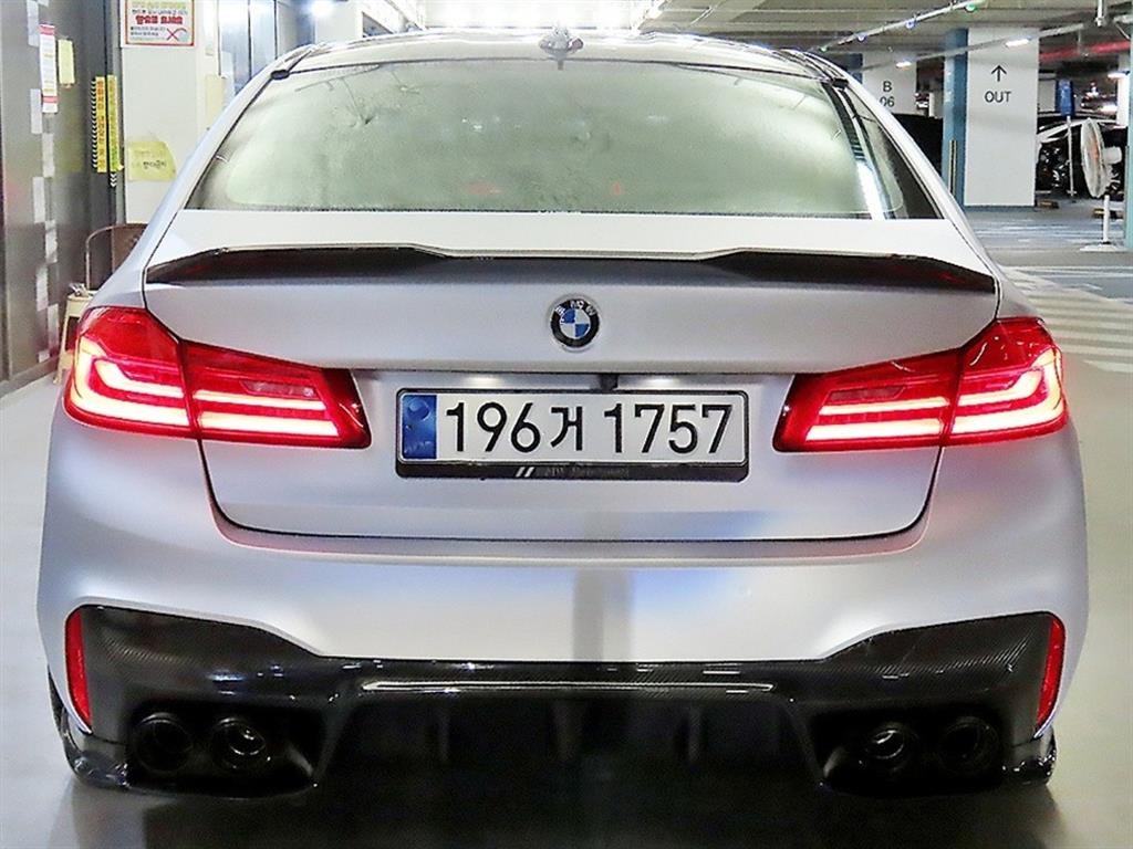BMW 5시리즈 M5 (F90, F10) M5 세단 이미지 5