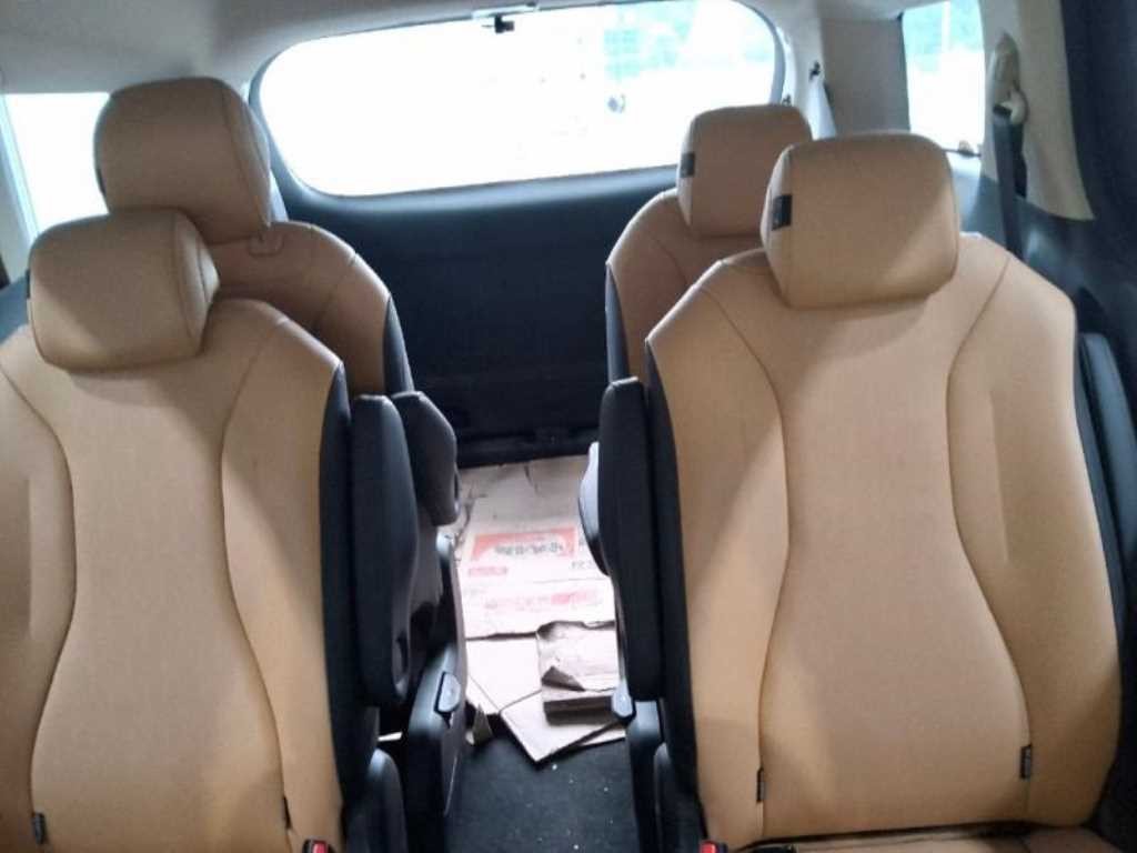 기아 카니발 카니발 4세대 디젤 9인승 프레스티지 이미지 9