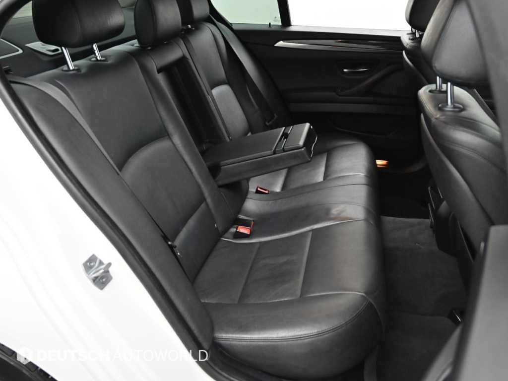 BMW 5시리즈 5시리즈 (F10) 520d xDrive 이미지 12