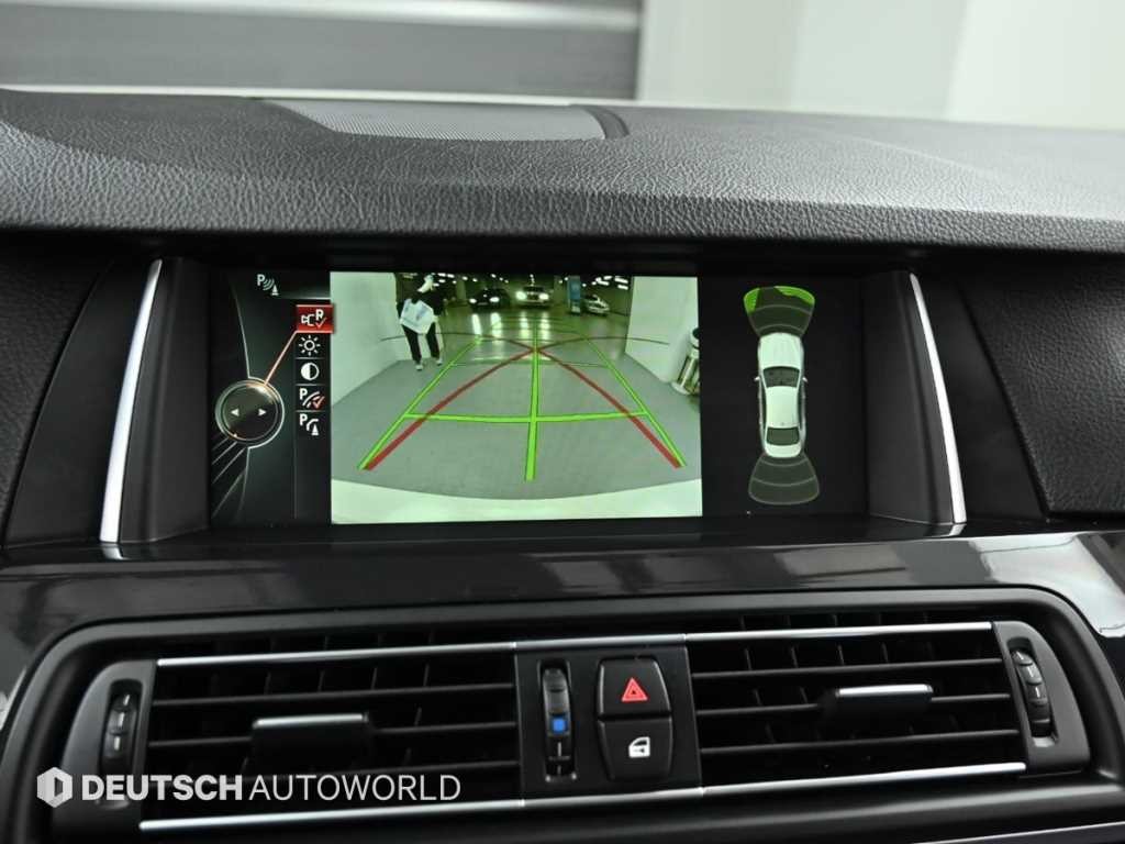 BMW 5시리즈 5시리즈 (F10) 520d xDrive 이미지 15