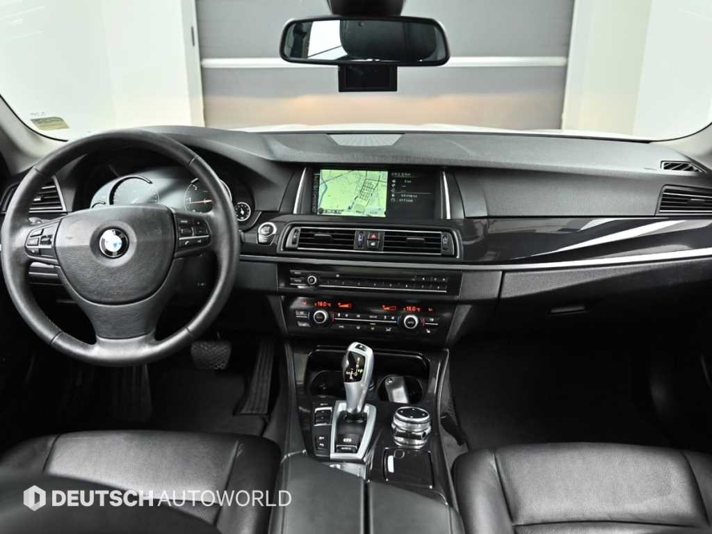 BMW 5시리즈 5시리즈 (F10) 520d xDrive 이미지 7