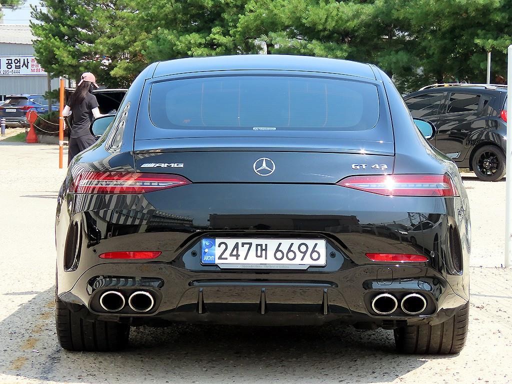 벤츠 AMG GT 4도어 43 4MATIC+ 다이나믹 이미지 4