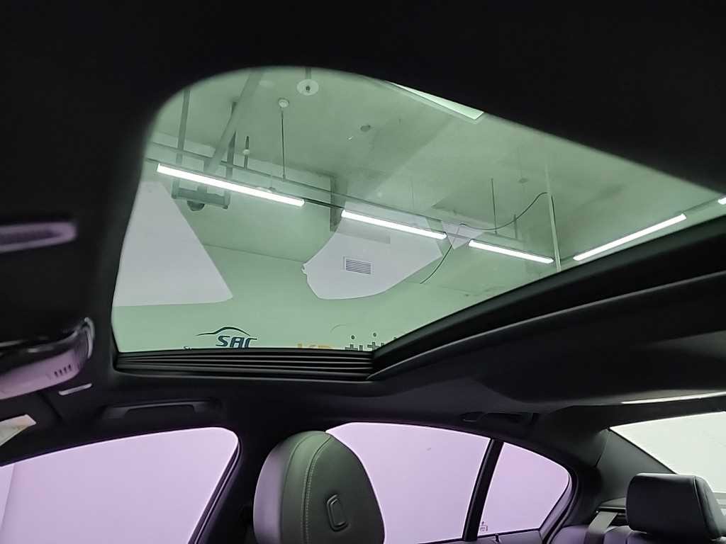 BMW 5시리즈 5시리즈 (G30) 520d M 스포츠 이미지 14