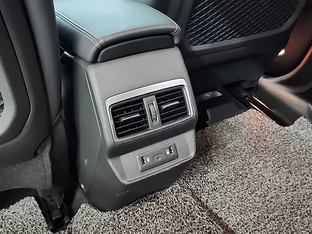 르노코리아(삼성) QM6 더뉴QM6 가솔린 2.0 GDe SE 2WD 이미지 13