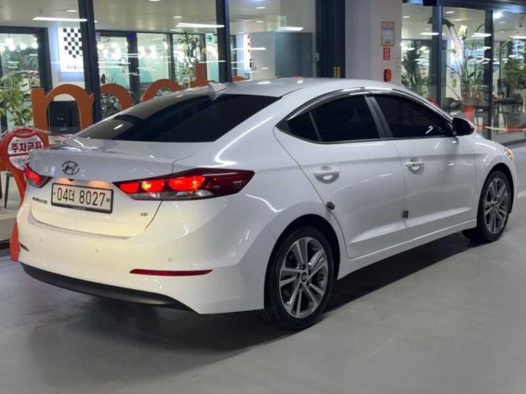 현대 아반떼 아반떼 AD 1.6 GDI 밸류 플러스 이미지 4