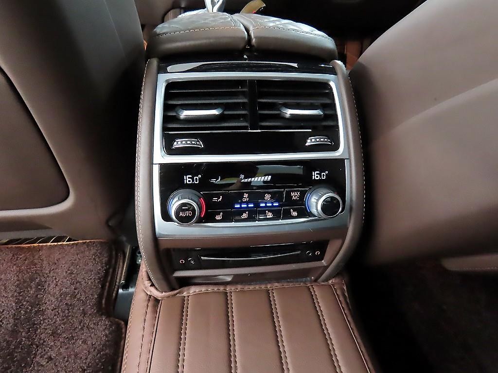BMW 7시리즈 7시리즈 (G11) 740Li xDrive M SPORT 스포츠 이미지 13
