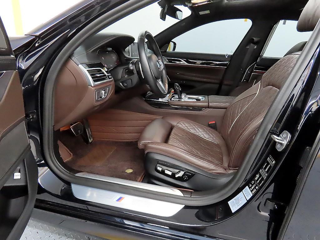 BMW 7시리즈 7시리즈 (G11) 740Li xDrive M SPORT 스포츠 이미지 5