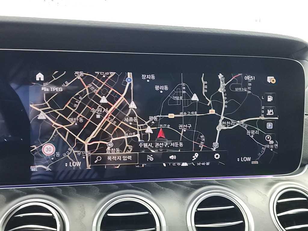 벤츠 E 클래스 E-클래스 W213 E250 AMG Line 이미지 15