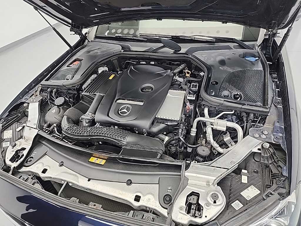 벤츠 E 클래스 E-클래스 W213 E250 AMG Line 이미지 5