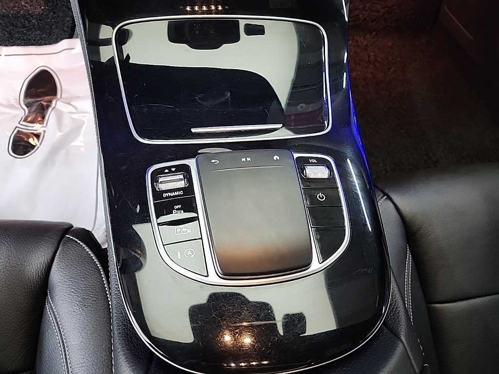 벤츠 E 클래스 E-클래스 W213 E250 아방가르드 이미지 17