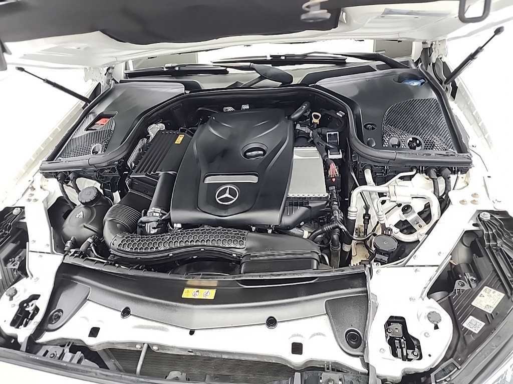 벤츠 E 클래스 E-클래스 W213 E250 아방가르드 이미지 5