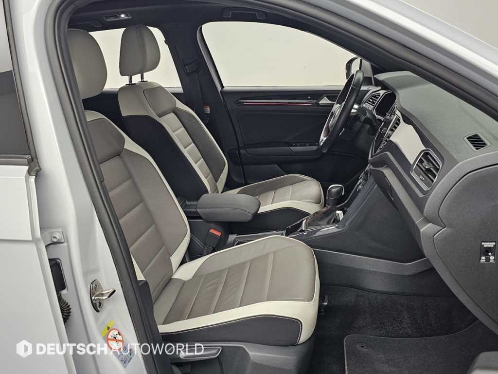 폭스바겐 티록 2.0 TDI 프리미엄 이미지 10