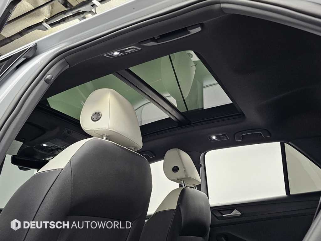 폭스바겐 티록 2.0 TDI 프리미엄 이미지 18