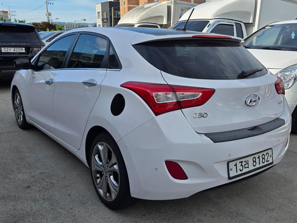 현대 i30 뉴 i30 1.6 VGT PYL 이미지 3