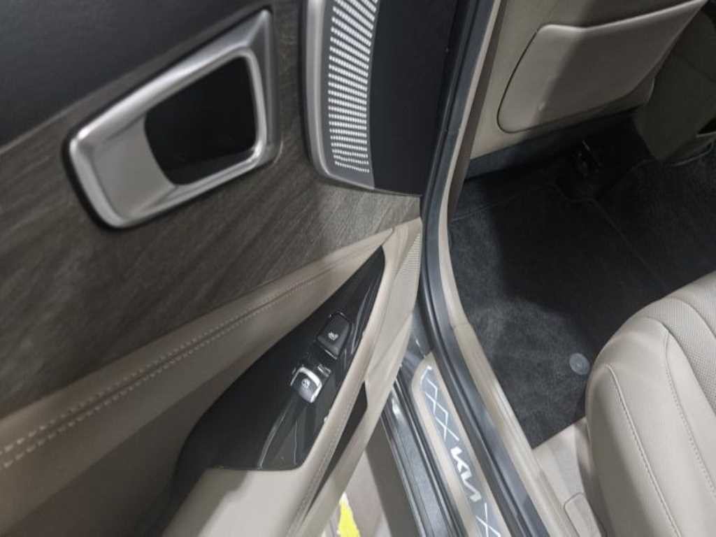 기아 K8 2.5 2WD 노블레스 이미지 11