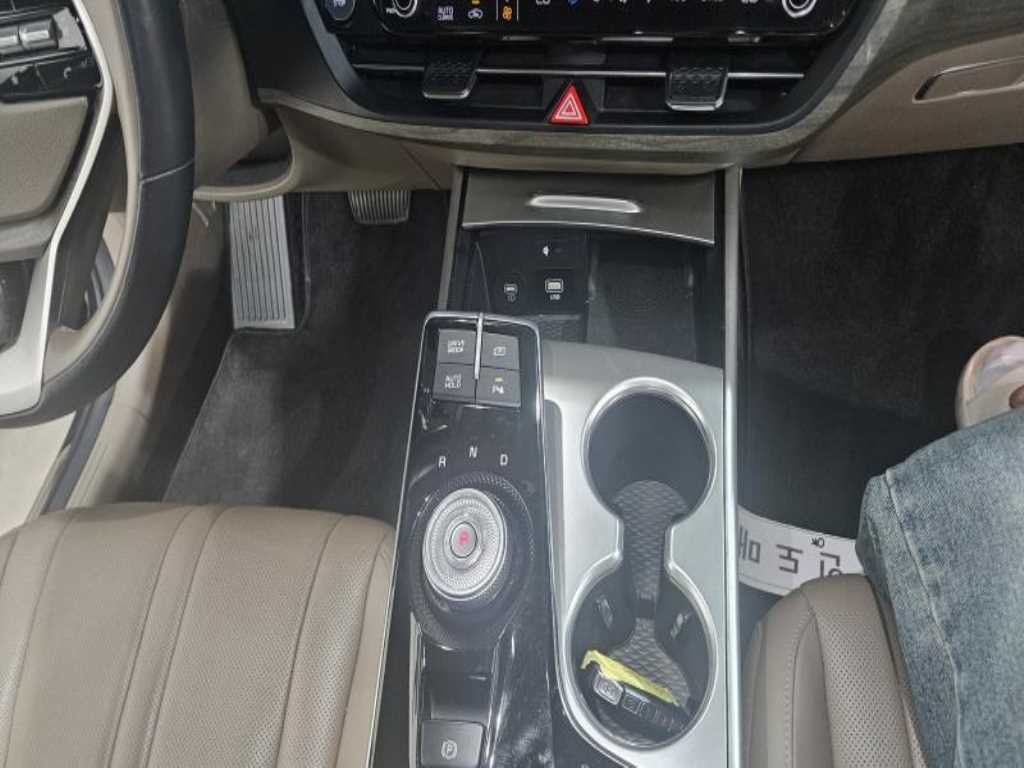 기아 K8 2.5 2WD 노블레스 이미지 9