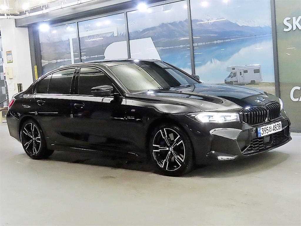 BMW 3시리즈 3시리즈 (G20) 320i M 스포츠 이미지 1
